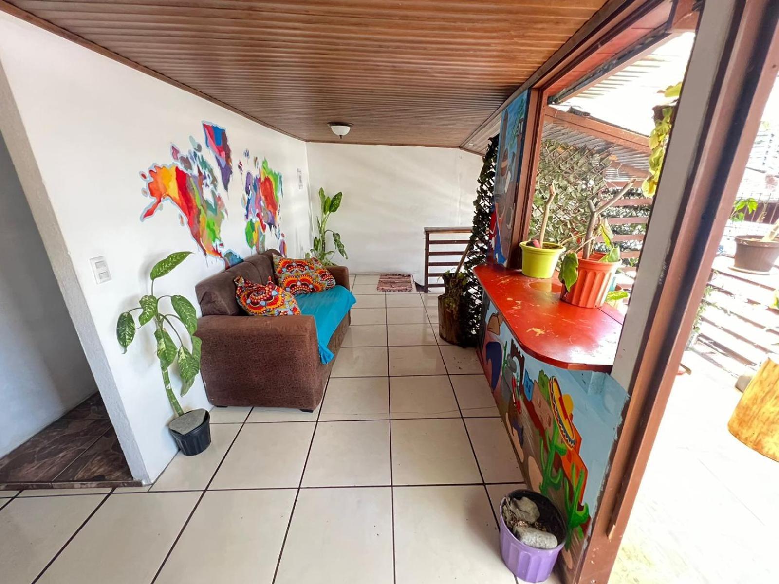 Cheap Hostel Quepos Eksteriør billede